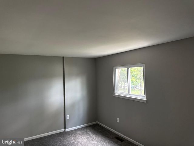 7737 MERRICK LN, Landover, MD 20785