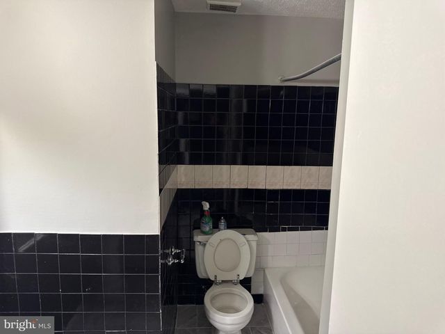 7737 MERRICK LN, Landover, MD 20785