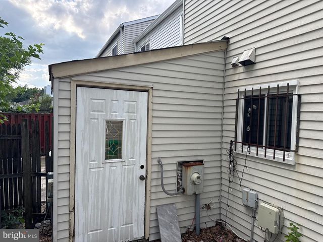 7737 MERRICK LN, Landover, MD 20785
