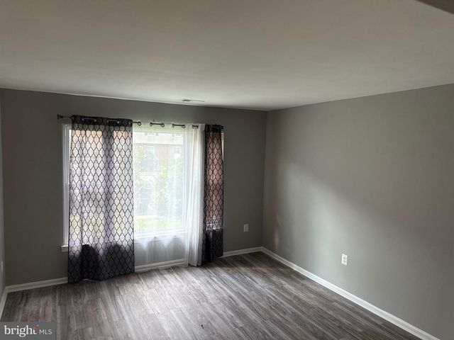 7737 MERRICK LN, Landover, MD 20785