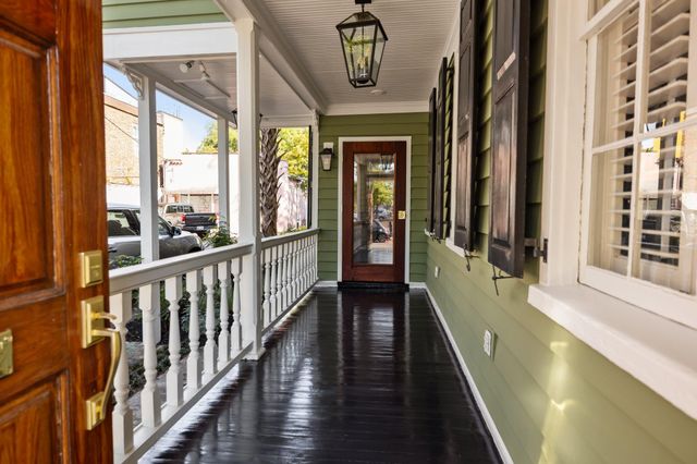 34 Pinckney Street, Charleston, SC 29401