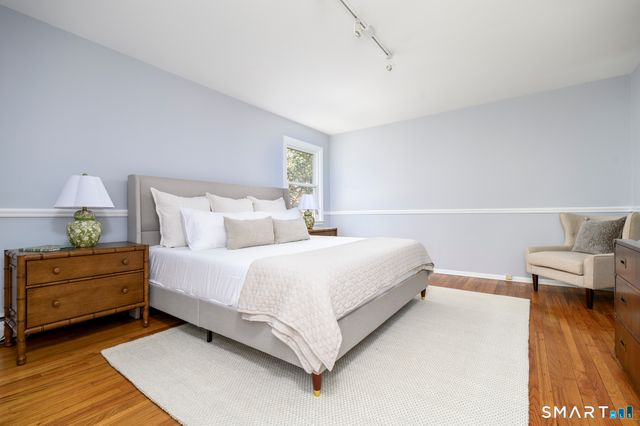 290 Red Fox Road, Stamford, CT 06903