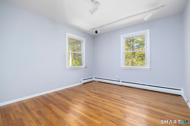 290 Red Fox Road, Stamford, CT 06903