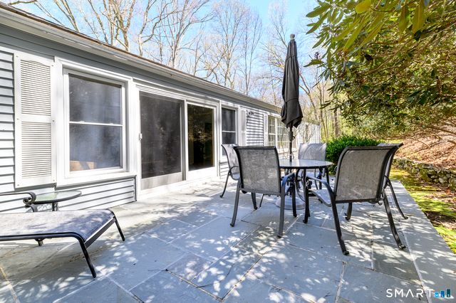 290 Red Fox Road, Stamford, CT 06903