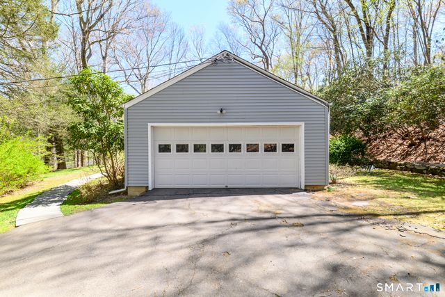 290 Red Fox Road, Stamford, CT 06903