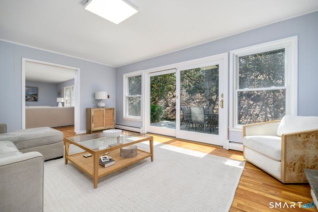 290 Red Fox Road, Stamford, CT 06903