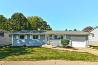 427 Rebecca Road, Belvidere, IL 61008