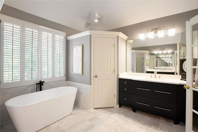 140 Penwick Drive, Roswell, GA 30075
