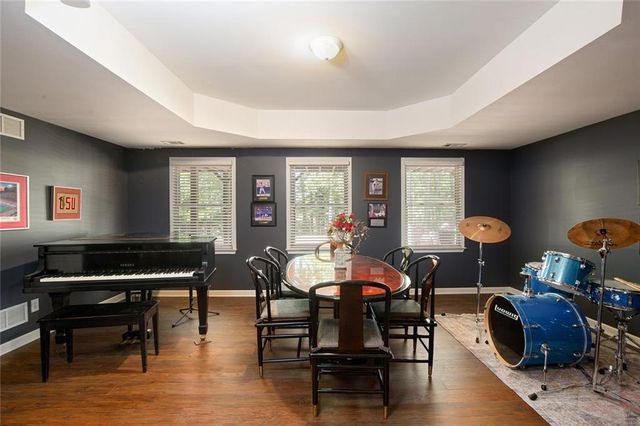 140 Penwick Drive, Roswell, GA 30075