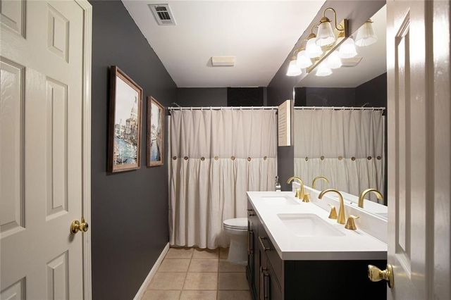 140 Penwick Drive, Roswell, GA 30075