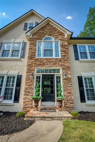 140 Penwick Drive, Roswell, GA 30075