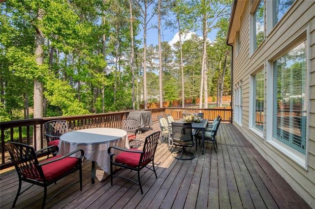 140 Penwick Drive, Roswell, GA 30075
