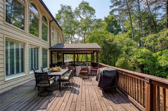 140 Penwick Drive, Roswell, GA 30075