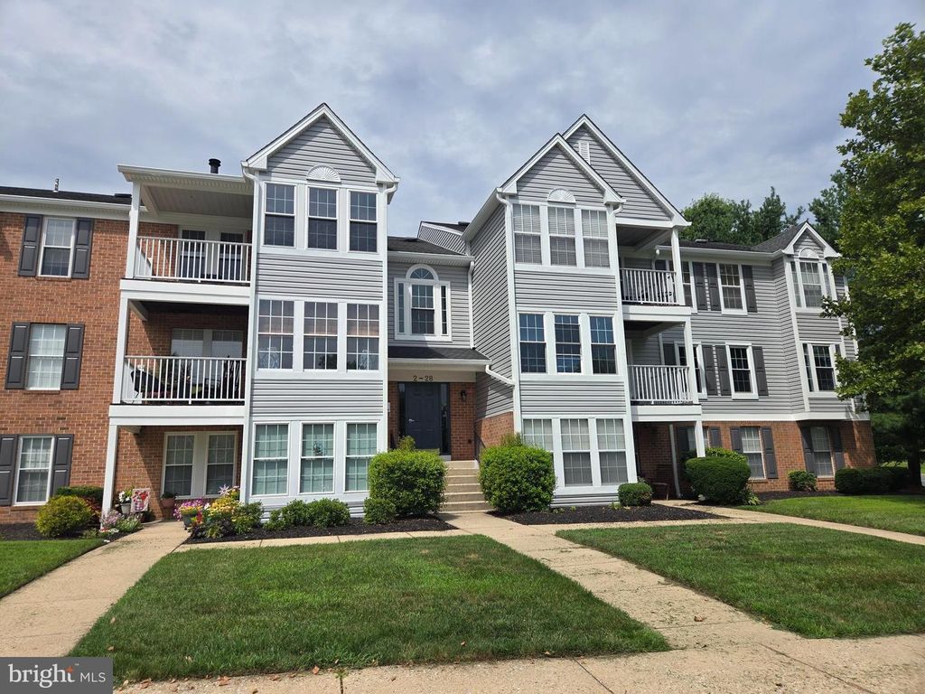 16 LAUREL PATH CT #1, Baltimore, MD 21236