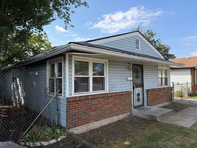 3227 Nelson Avenue, Robbins, IL 60472