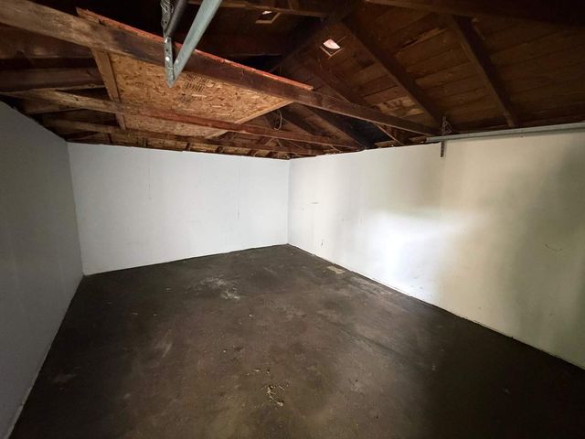 3227 Nelson Avenue, Robbins, IL 60472