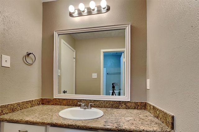 9906 Dornoch Drive, Houston, TX 77070