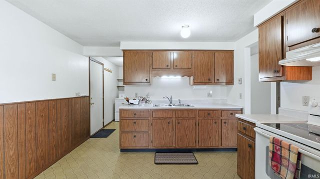 4716 Liggett Drive, Fort Wayne, IN 46809