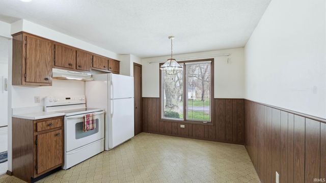 4716 Liggett Drive, Fort Wayne, IN 46809