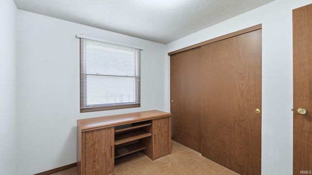 4716 Liggett Drive, Fort Wayne, IN 46809