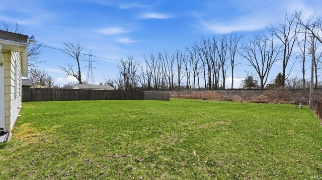 4716 Liggett Drive, Fort Wayne, IN 46809