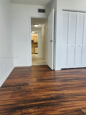13499 Biscayne Boulevard 1513, North Miami, FL 33181