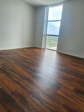 13499 Biscayne Boulevard 1513, North Miami, FL 33181