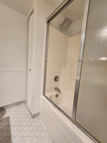 13499 Biscayne Boulevard 1513, North Miami, FL 33181