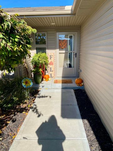 17058 NICHOLAS Street, Omaha, NE 68118