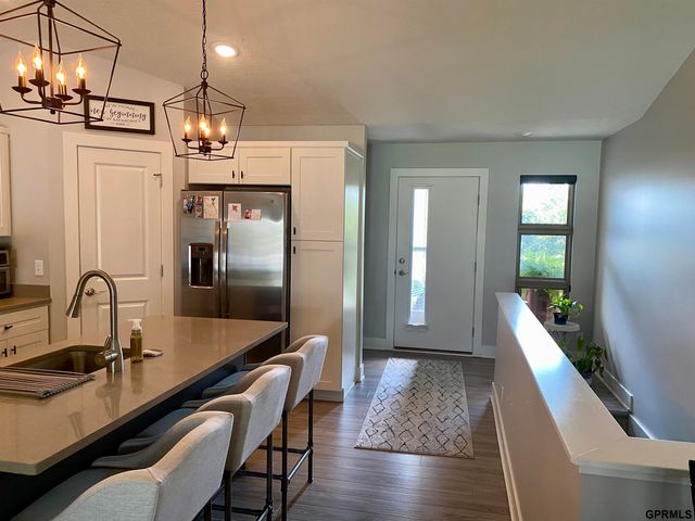 17058 NICHOLAS Street, Omaha, NE 68118