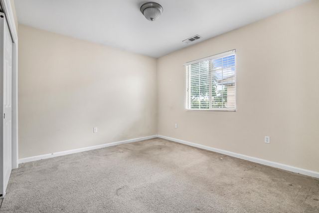 2241 W Lark Avenue, Visalia, CA 93291