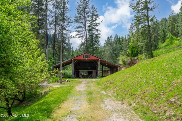 16323 ID-5, St. Maries, ID 83861