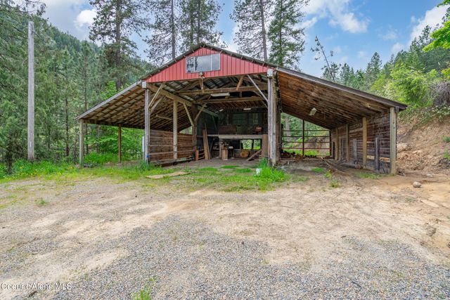 16323 ID-5, St. Maries, ID 83861