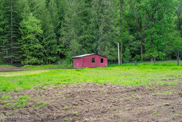 16323 ID-5, St. Maries, ID 83861