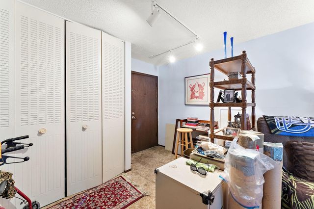 2610 Garfield Avenue 101, Minneapolis, MN 55408