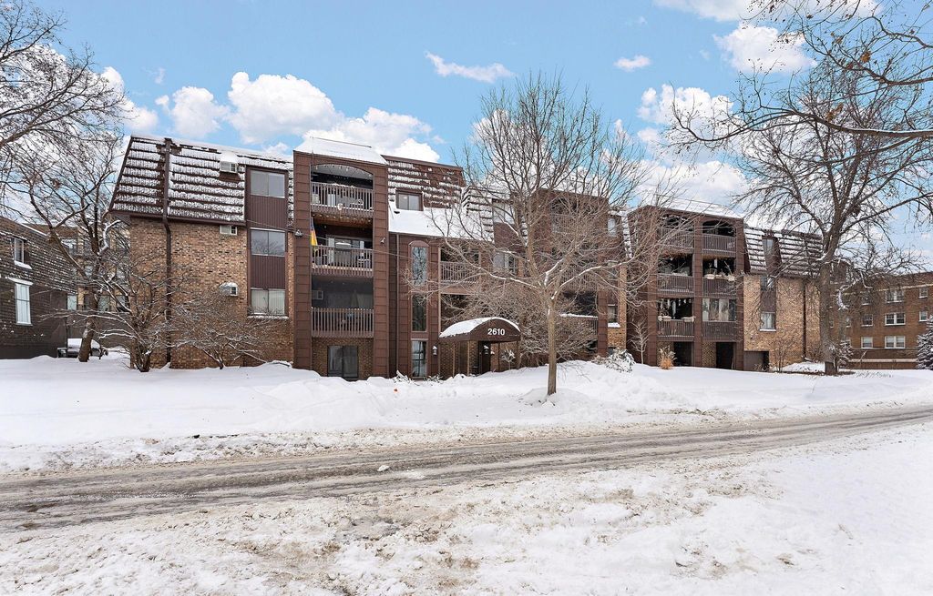 2610 Garfield Avenue 101, Minneapolis, MN 55408