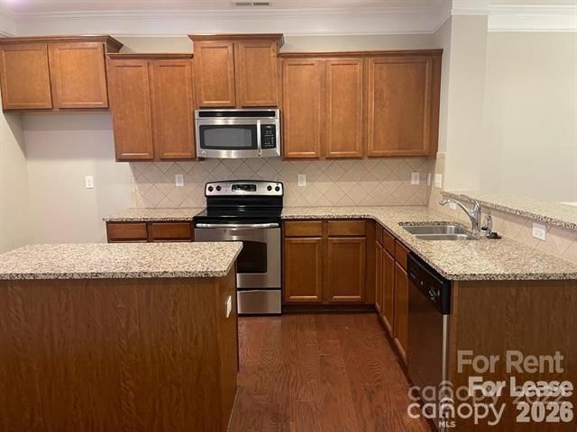 10976 Cedar Walk Lane, Charlotte, NC 28277
