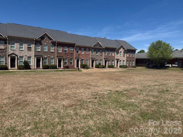 10976 Cedar Walk Lane, Charlotte, NC 28277