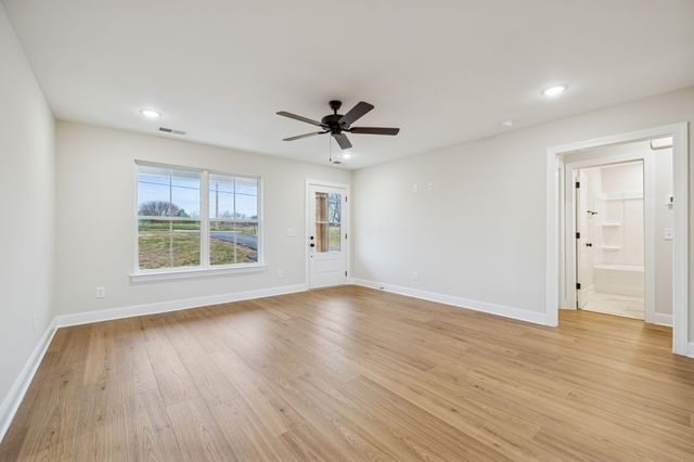 1035 Landing Lane Lot 2, Adams, TN 37010