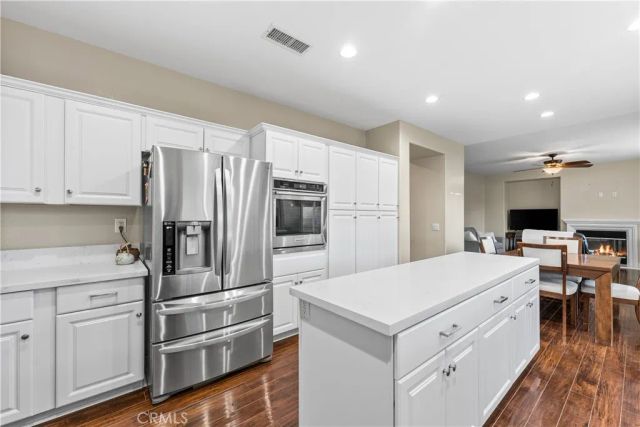 43649 Brandon Thomas, Lancaster, CA 93536