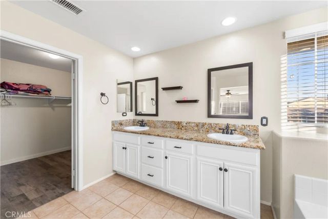 43649 Brandon Thomas, Lancaster, CA 93536