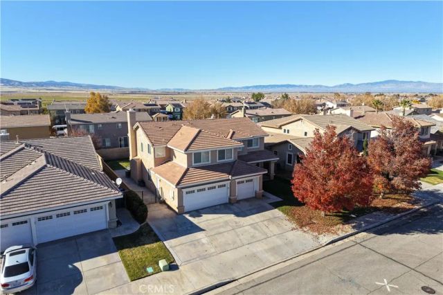 43649 Brandon Thomas, Lancaster, CA 93536