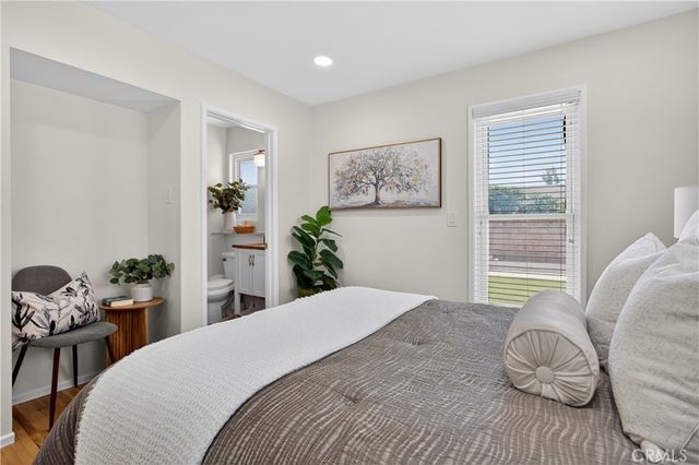 6692 Kiwi Cir, Cypress, CA 90630