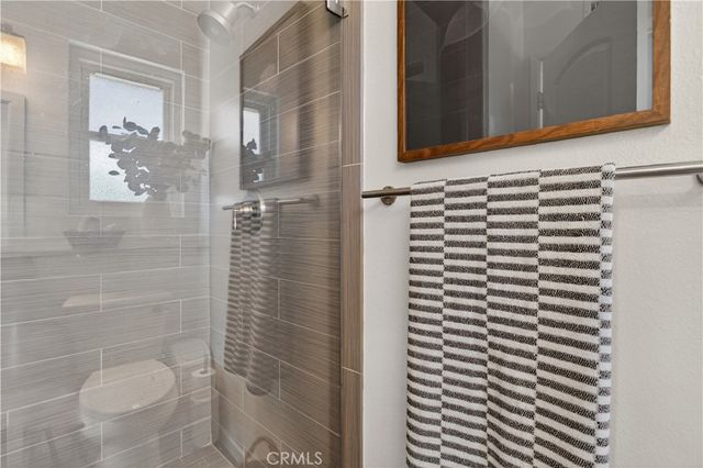 6692 Kiwi Cir, Cypress, CA 90630
