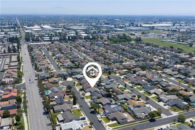 6692 Kiwi Cir, Cypress, CA 90630
