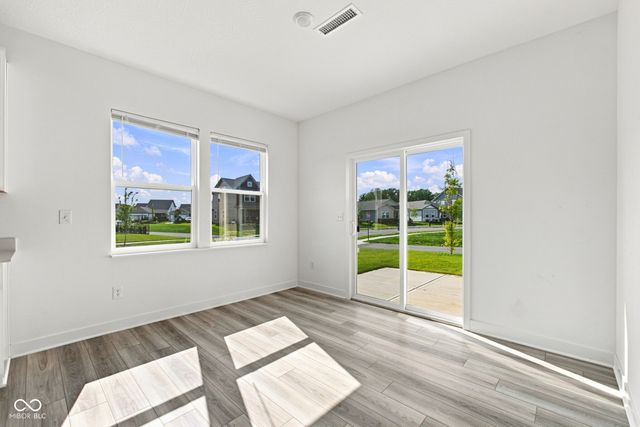 523 Lincoln W, Fortville, IN 46040
