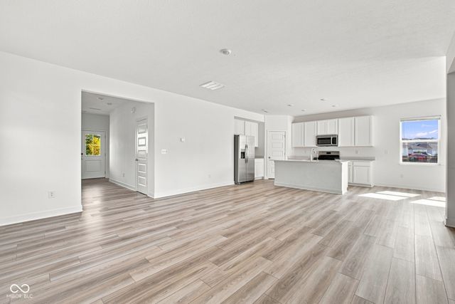 523 Lincoln W, Fortville, IN 46040