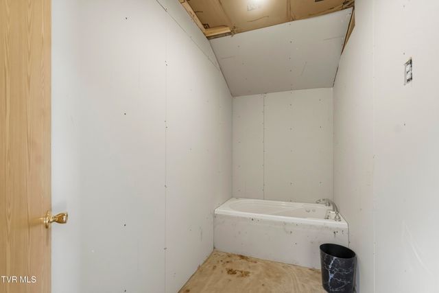 480 Obe Kirk Loop, Mohawk, TN 37810