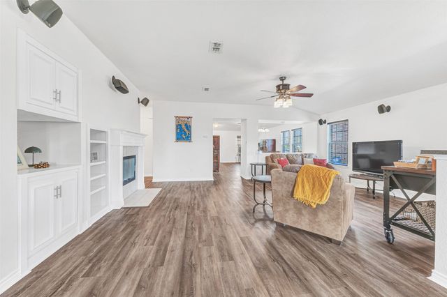 2716 Leisure Lane, Little Elm, TX 75068