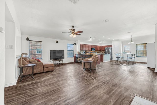 2716 Leisure Lane, Little Elm, TX 75068